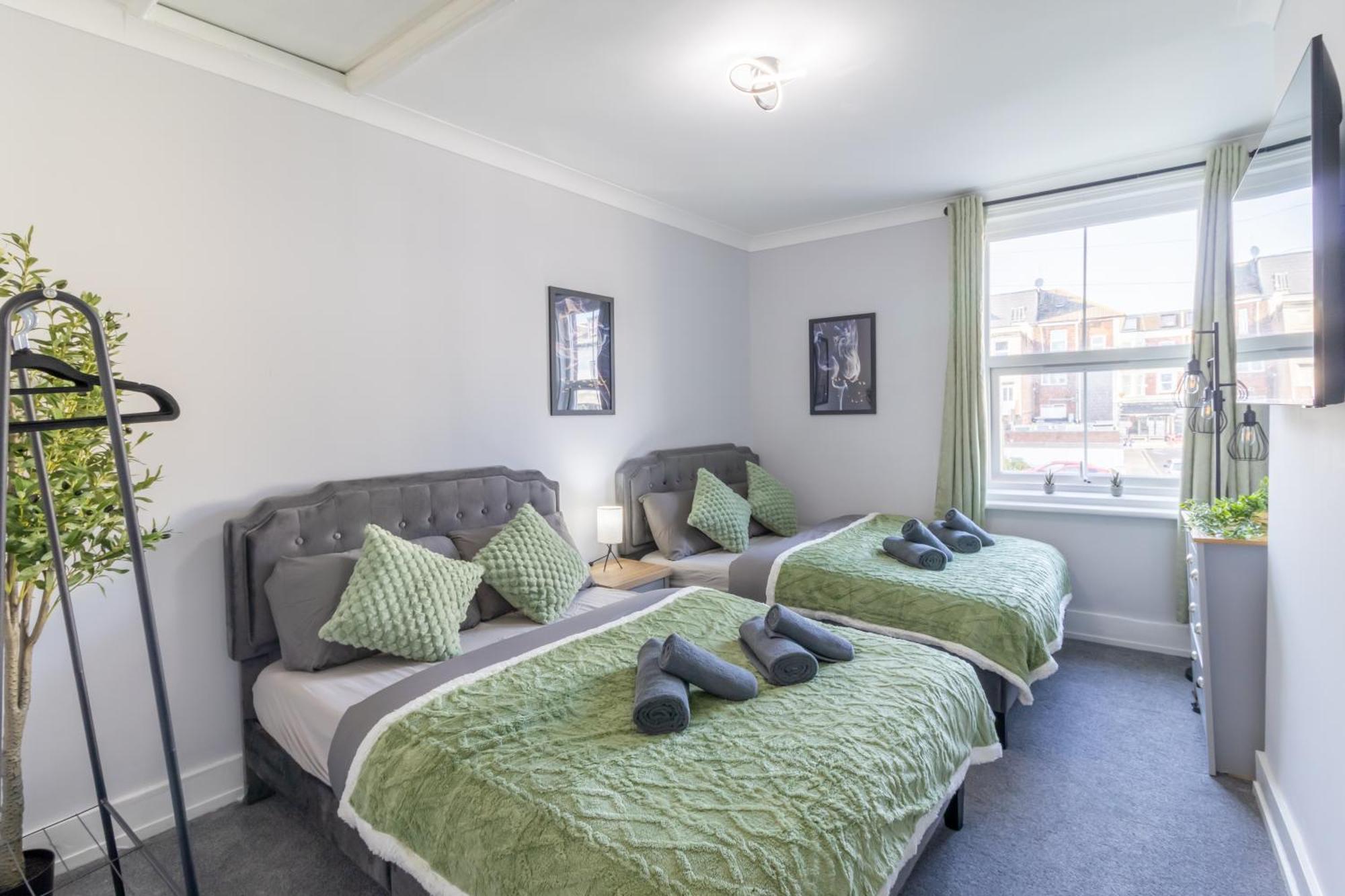 Open Mind Property - Apartment With 2 Double Beds Portsmouth Dış mekan fotoğraf